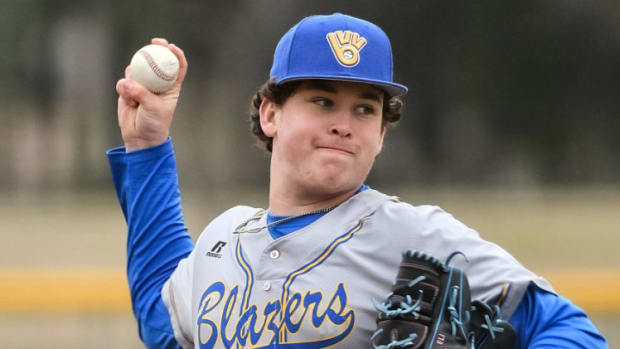 Ark Super 7 baseball